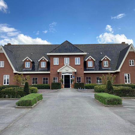 Hotel Swaenenburg Oostrozebeke Esterno foto