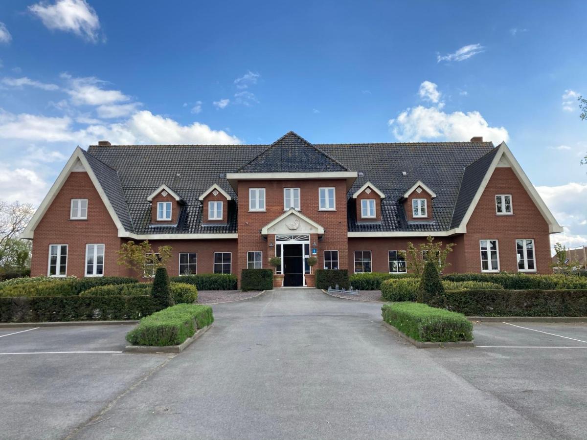 Hotel Swaenenburg Oostrozebeke Esterno foto